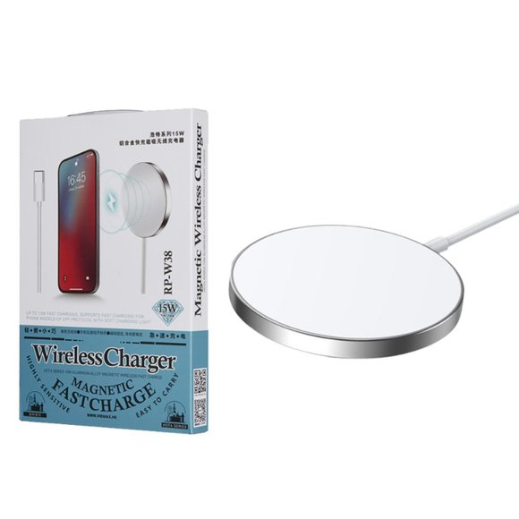 Remax RP W-38 15W Magnetic Wireless Fast Charging pad for iPhone - Picture 2 of 7